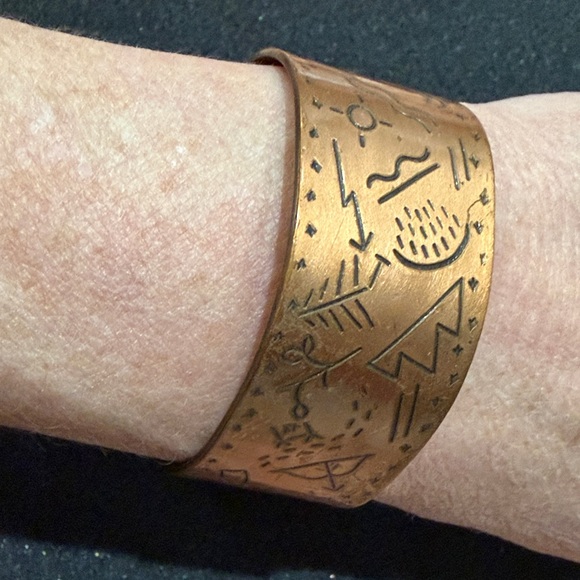 Copper Engraved Women's Bracelet - Picture 11 of 15